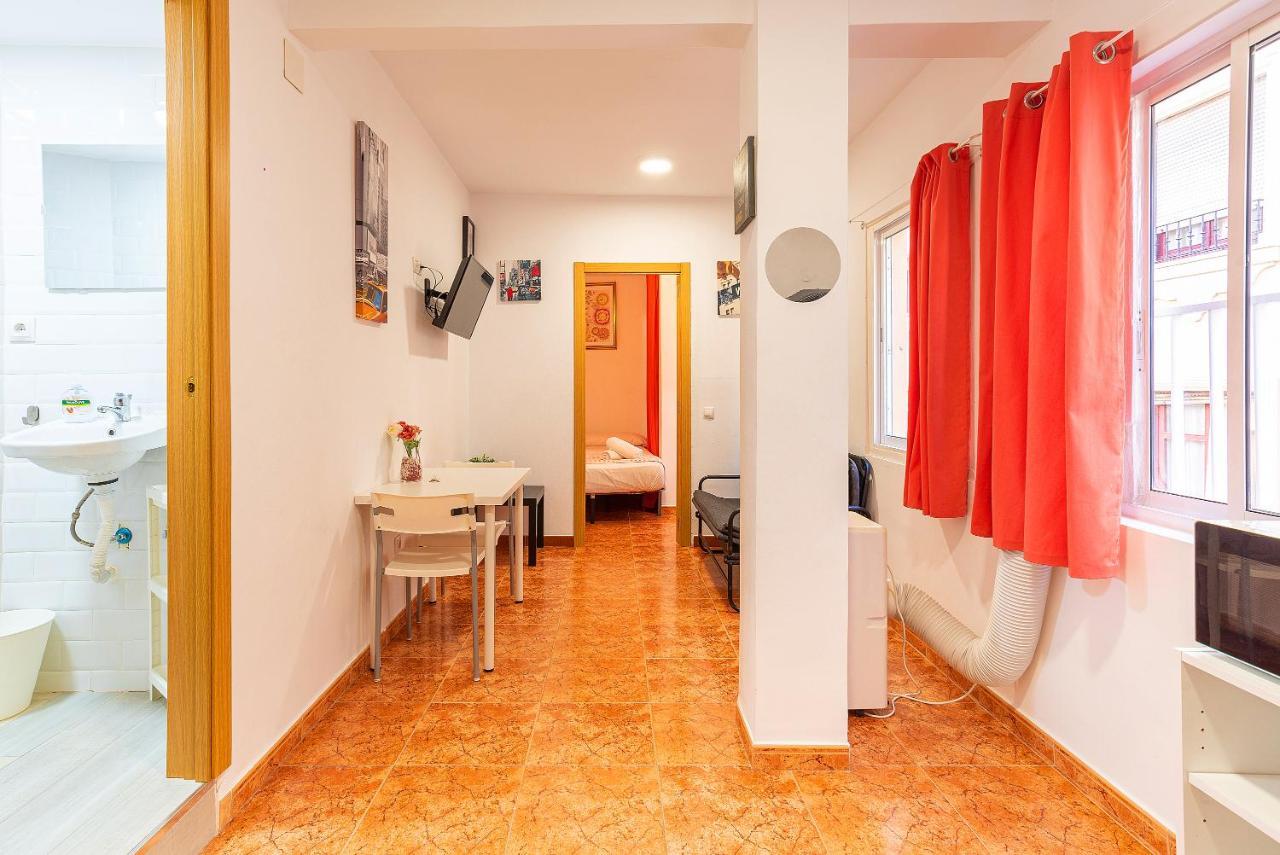 Soho Rooms Citycenter, Young People Only Málaga Szoba fotó